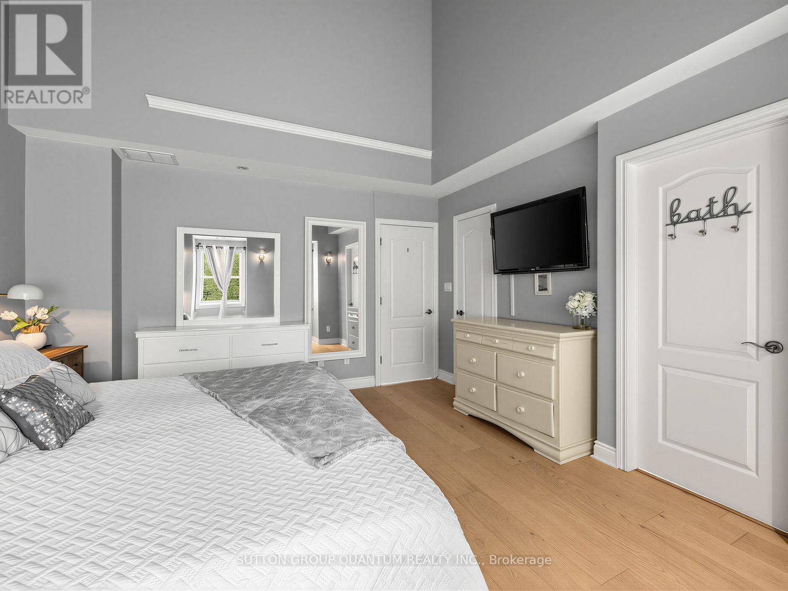 236 Randall Street Property Photo 18