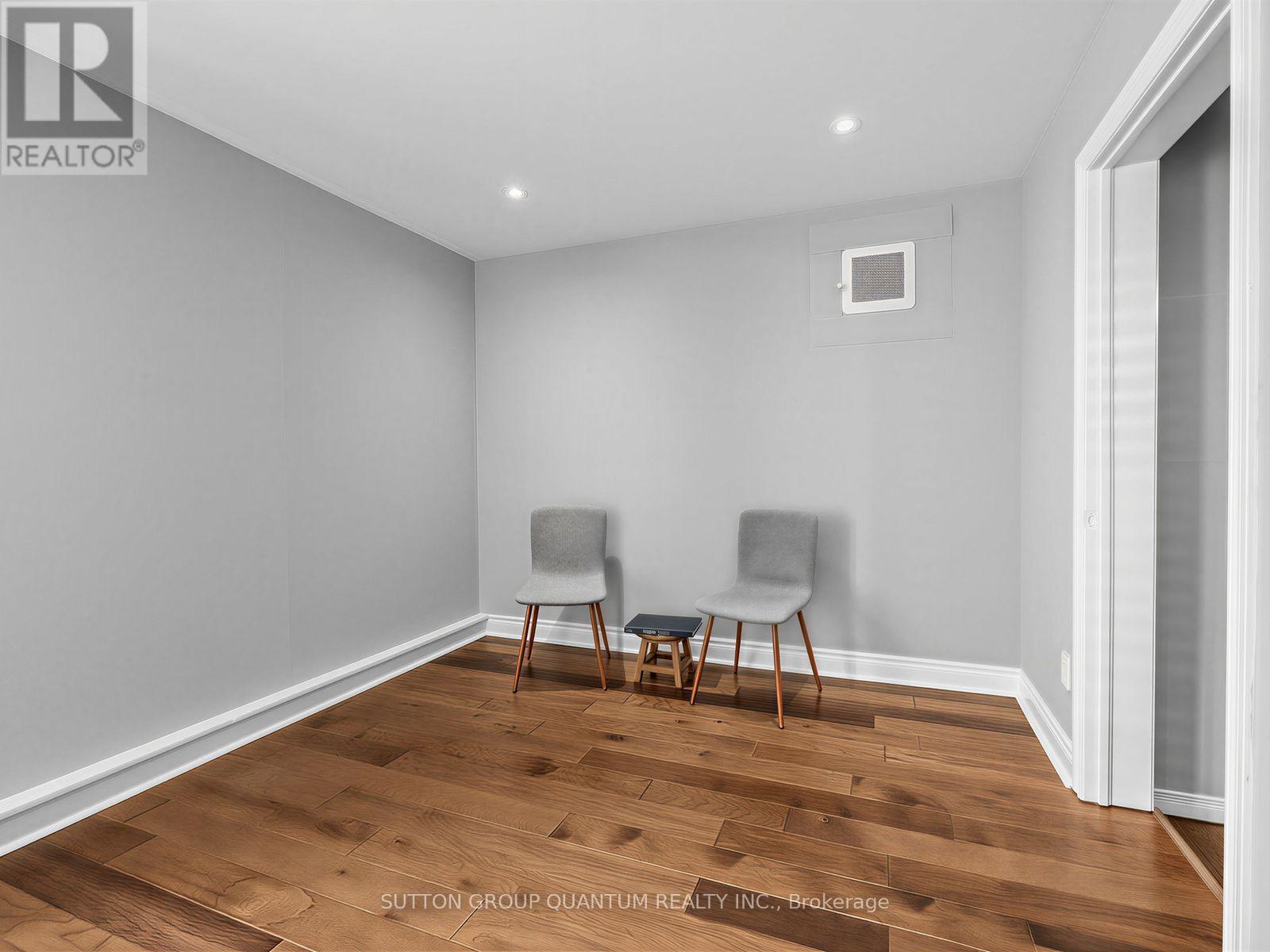 236 Randall Street Property Photo 23