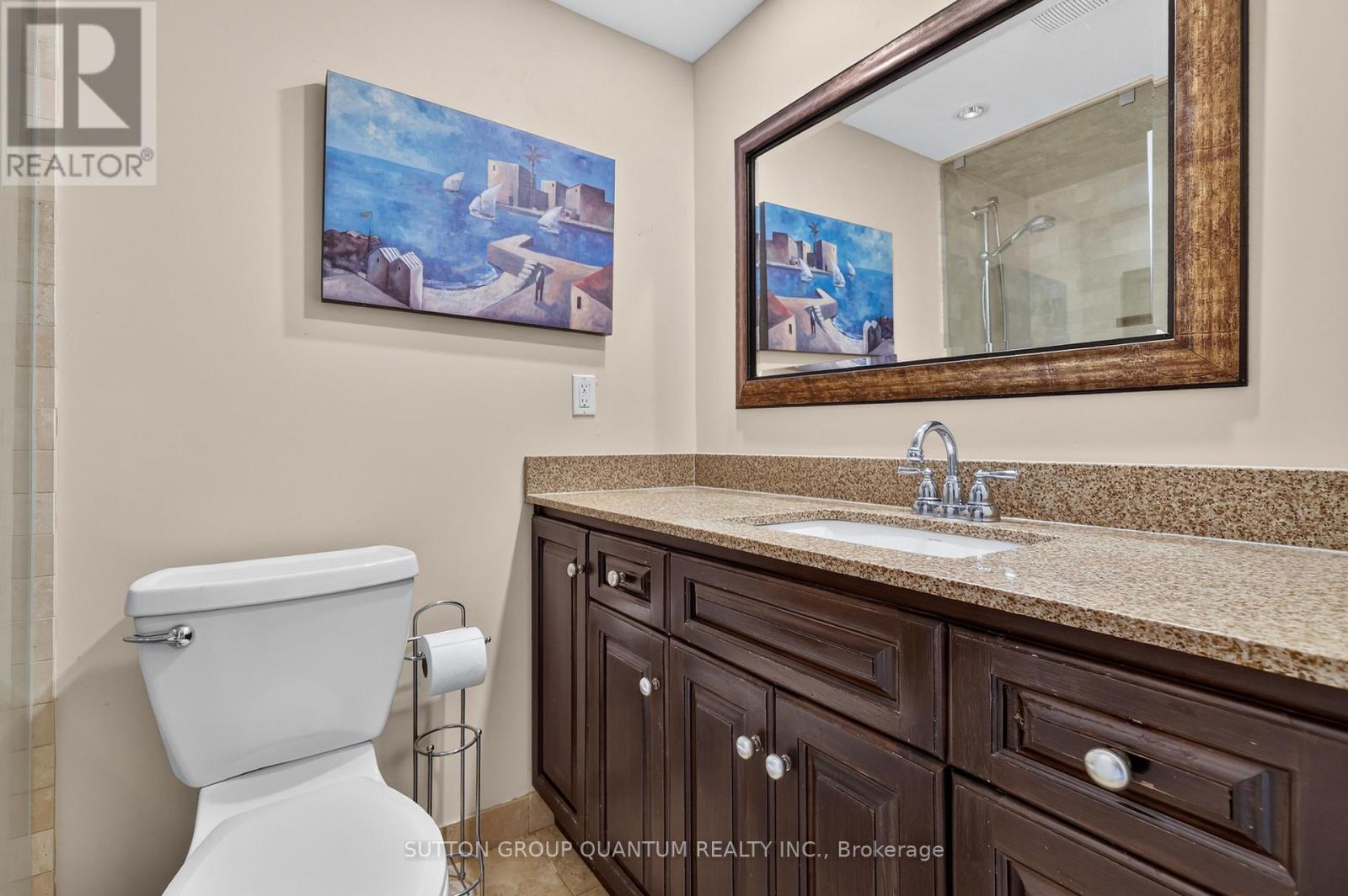 2233 Oneida Crescent Property Photo 25