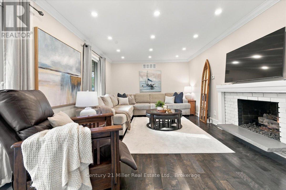 37 Tulip Street Property Photo 1