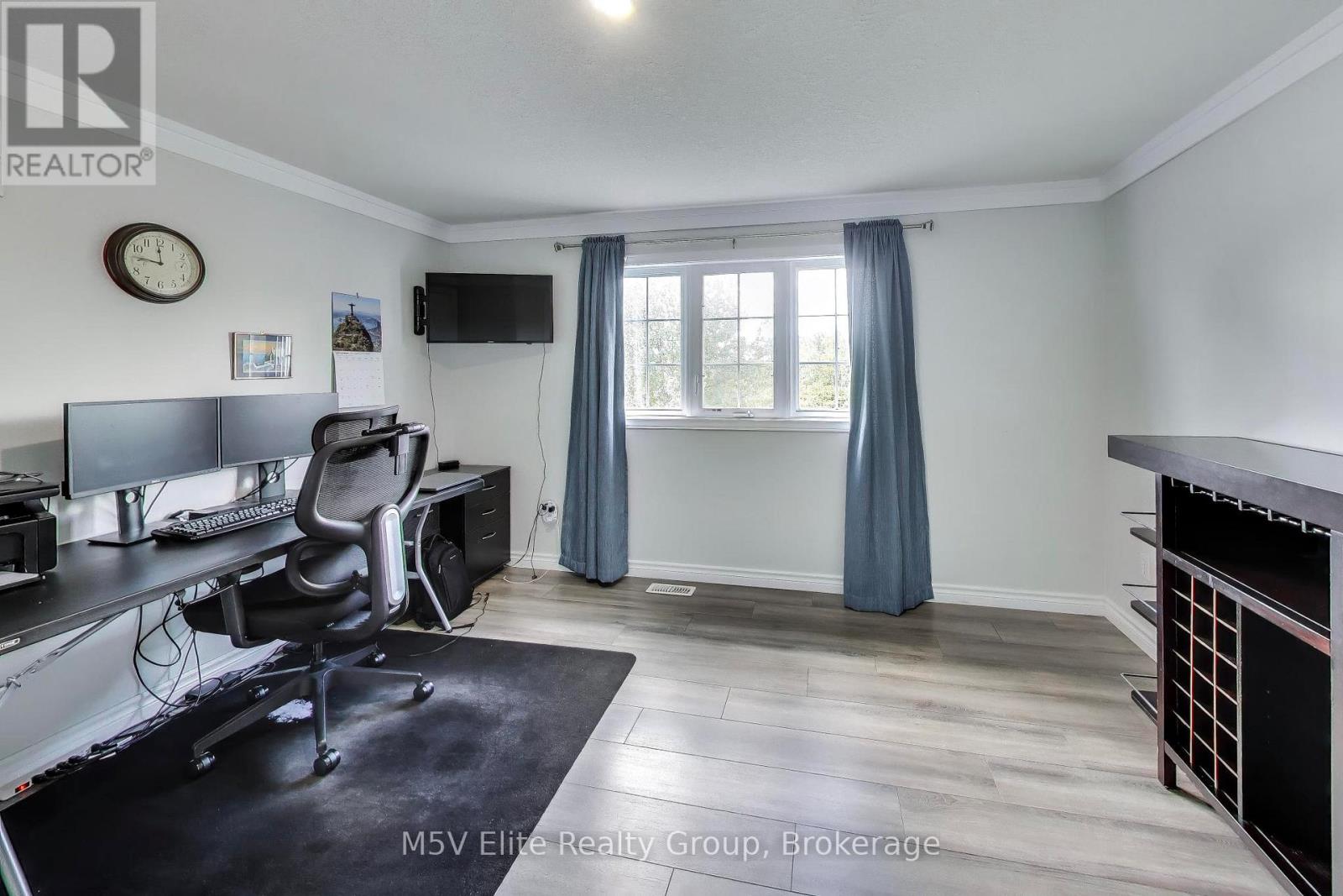 189 Churchill Road Property Photo 12