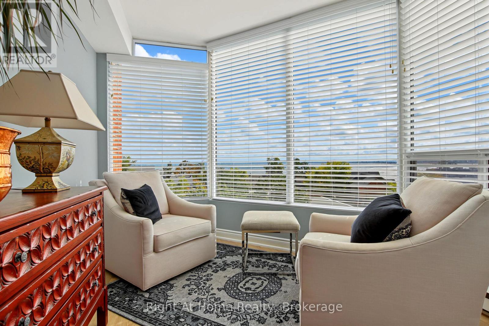 603 - 2121 Lakeshore Road Property Photo 1