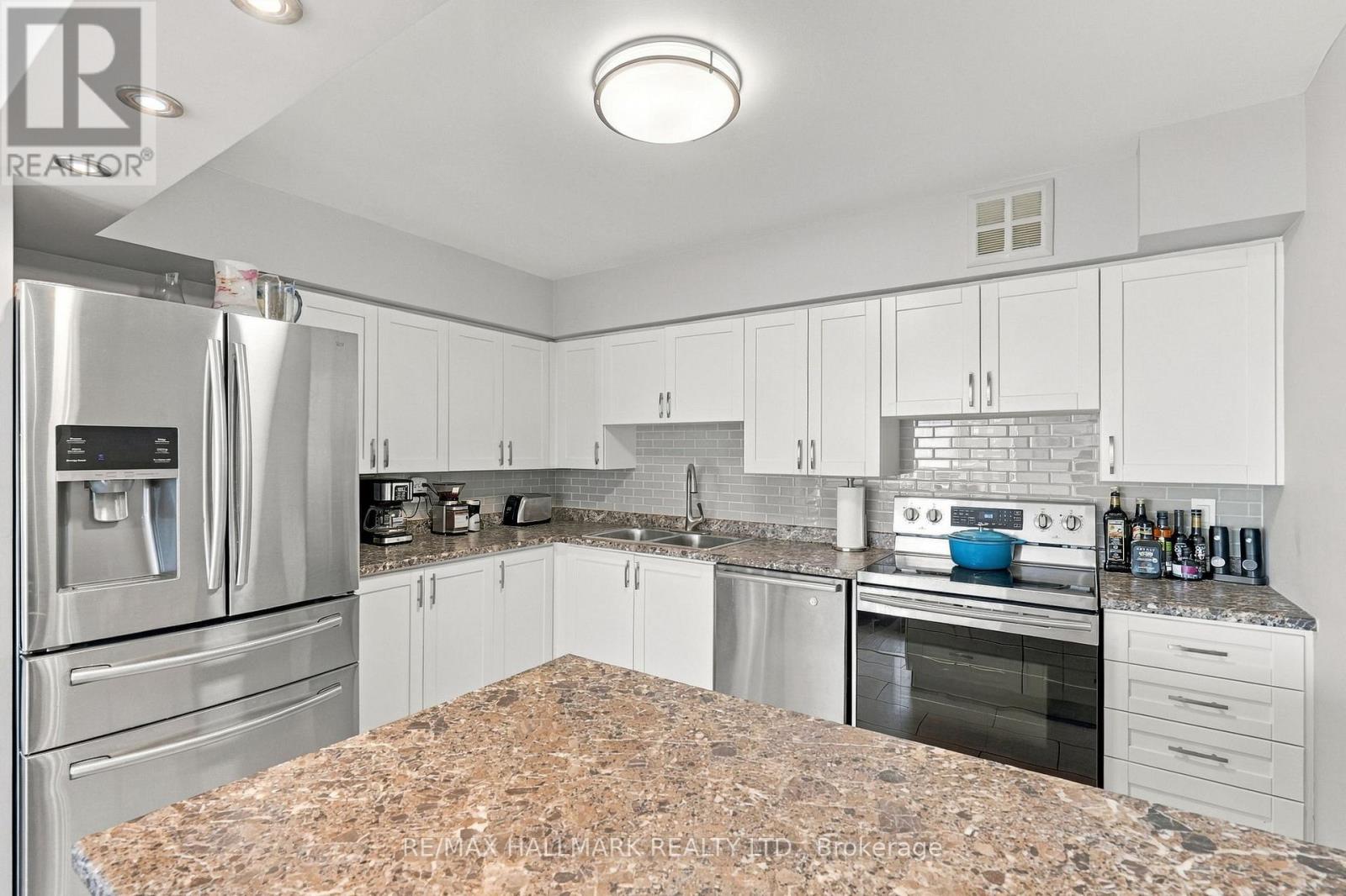 903 - 1485 Lakeshore Road E Property Photo 10