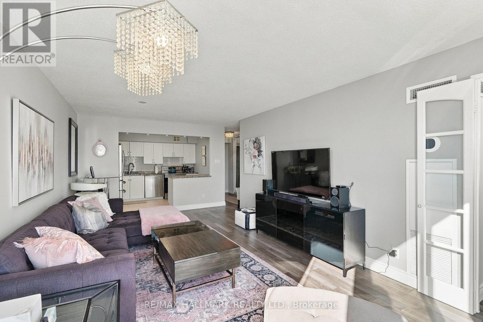 903 - 1485 Lakeshore Road E Property Photo 18