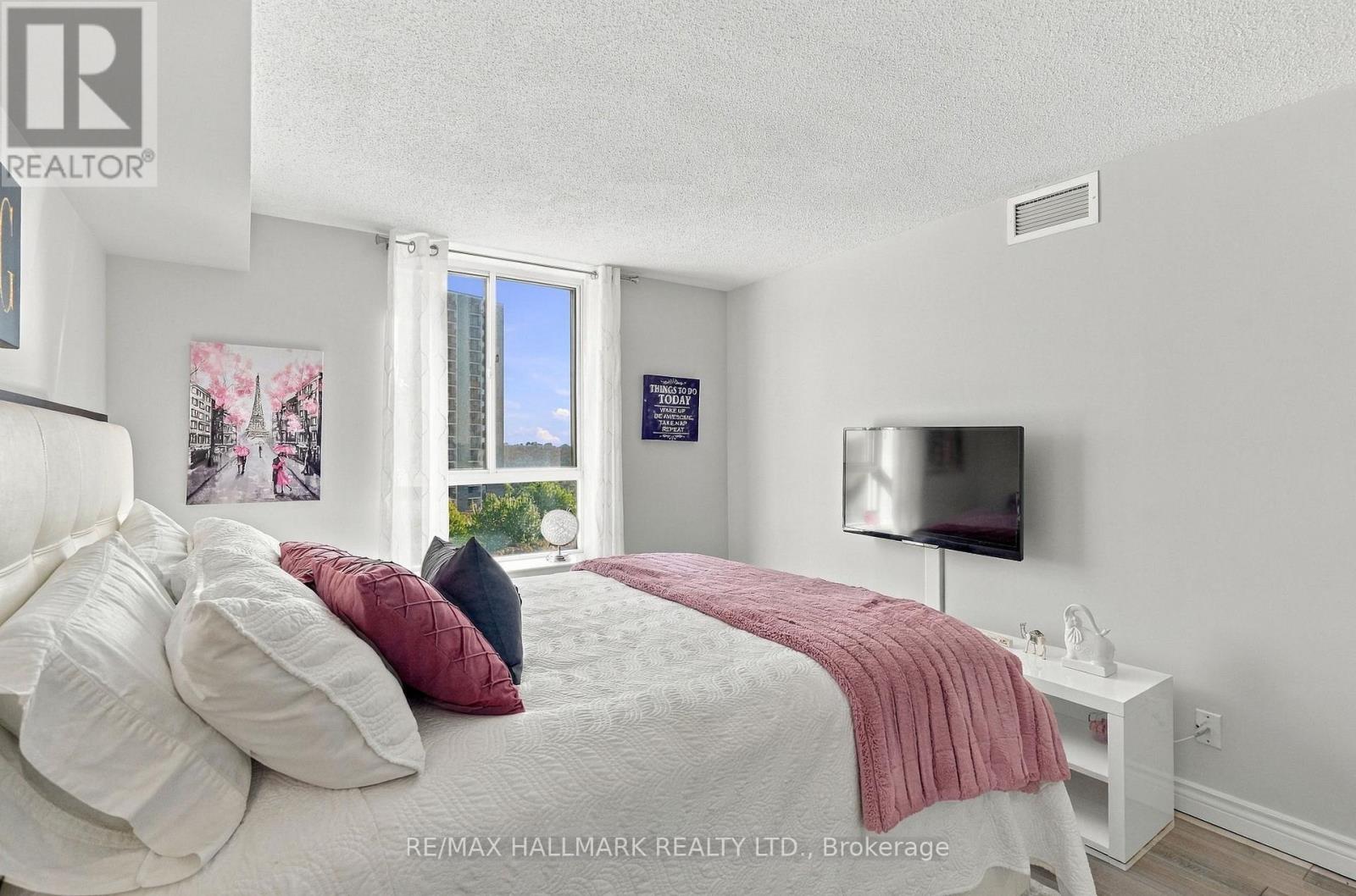 903 - 1485 Lakeshore Road E Property Photo 22