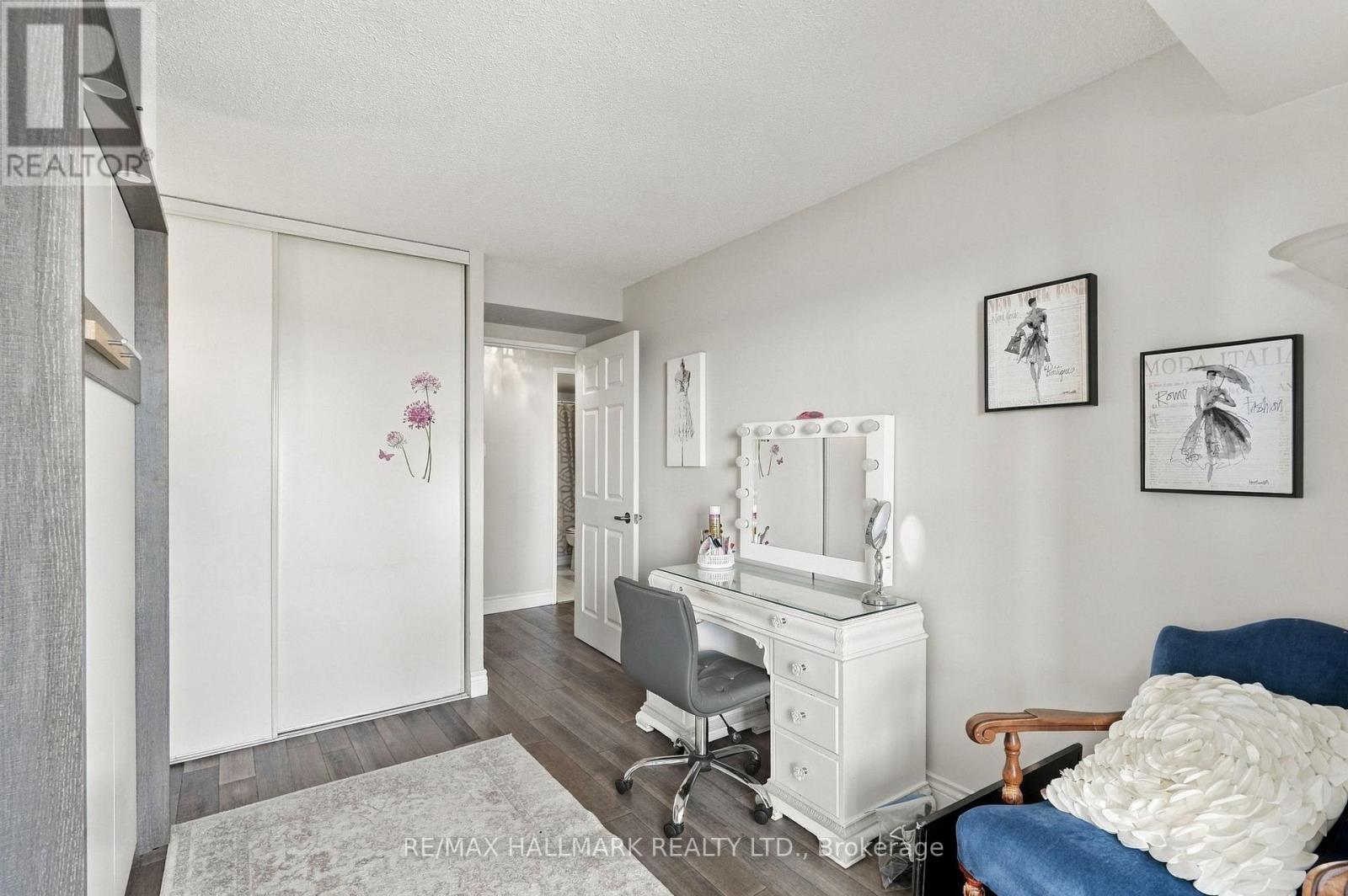 903 - 1485 Lakeshore Road E Property Photo 26