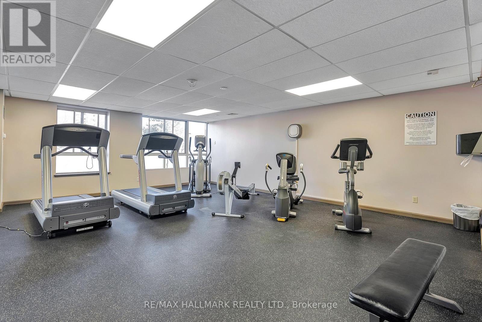 903 - 1485 Lakeshore Road E Property Photo 37