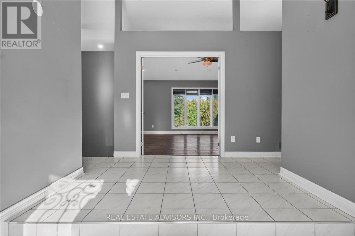 19 Mcconachie Crescent Property Photo 18