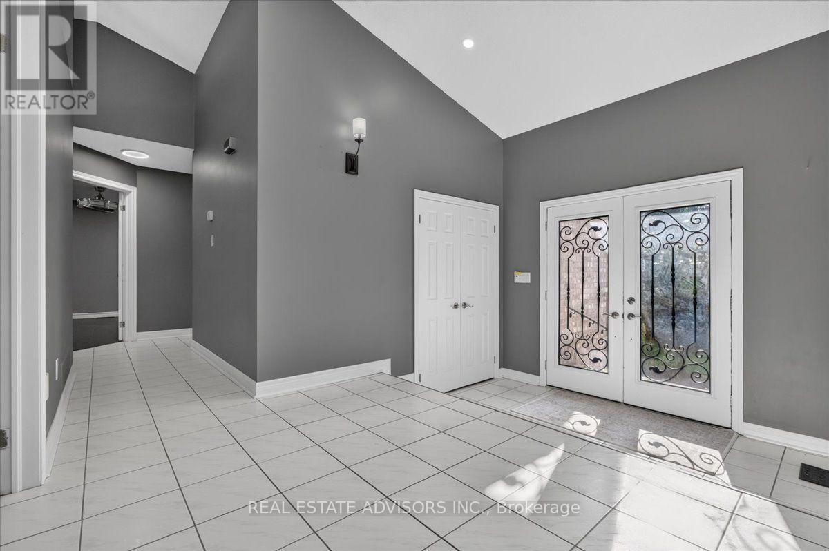 19 Mcconachie Crescent Property Photo 21
