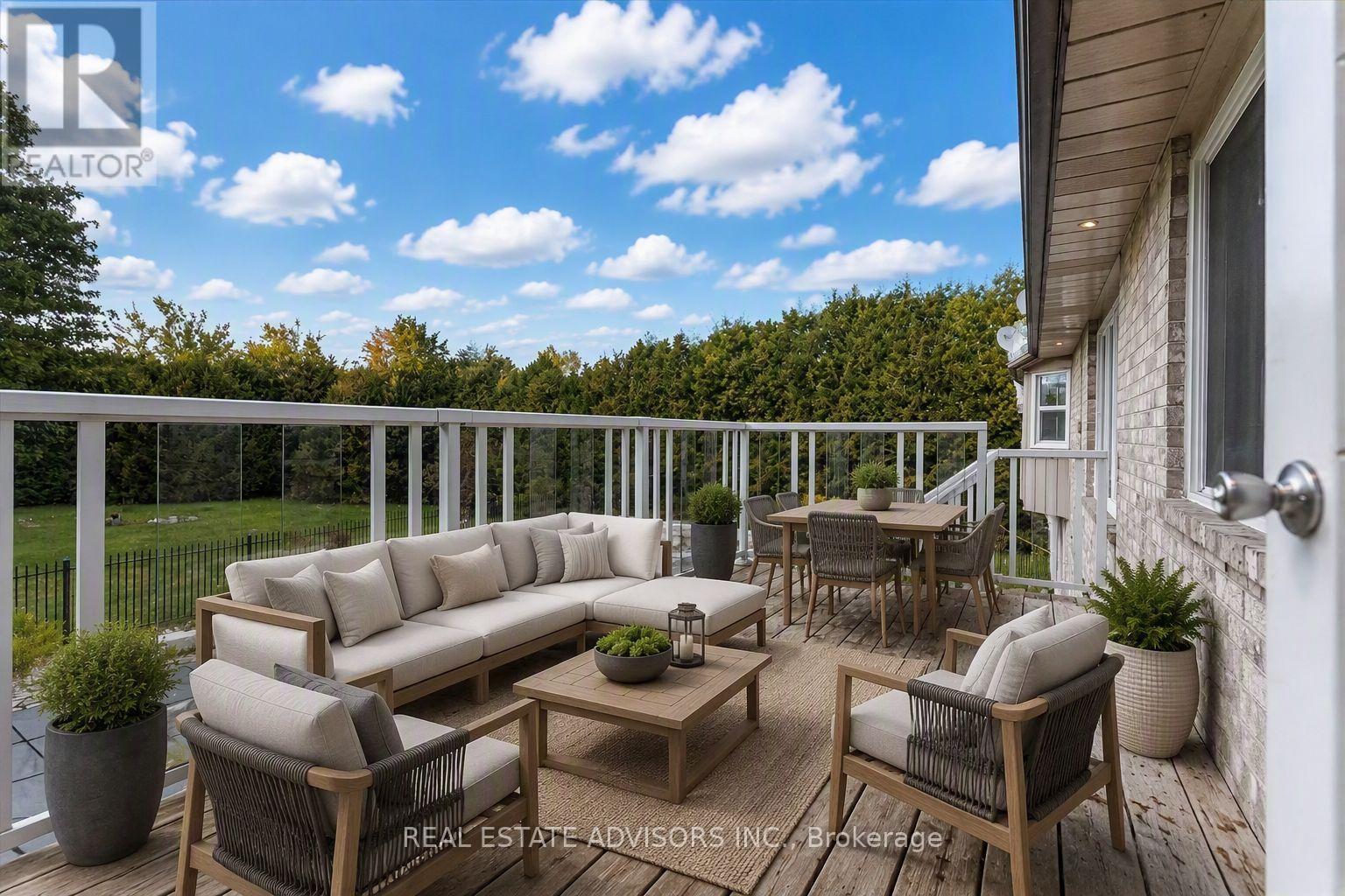 19 Mcconachie Crescent Property Photo 31