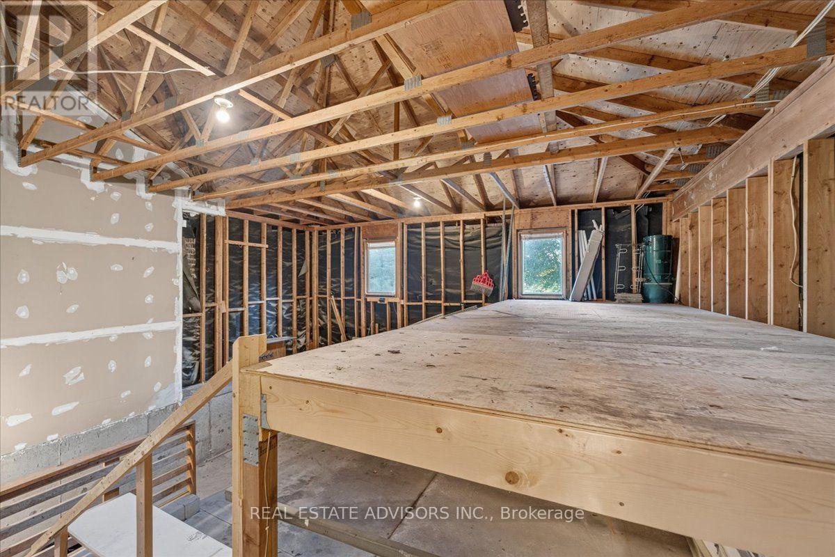 19 Mcconachie Crescent Property Photo 38