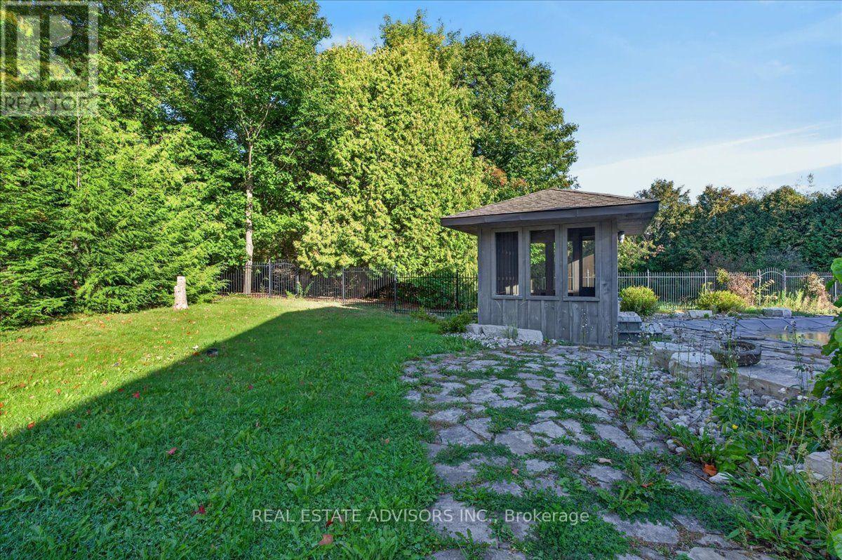 19 Mcconachie Crescent Property Photo 44