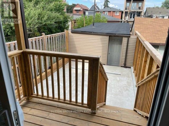 127 Bristol Avenue Property Photo 4