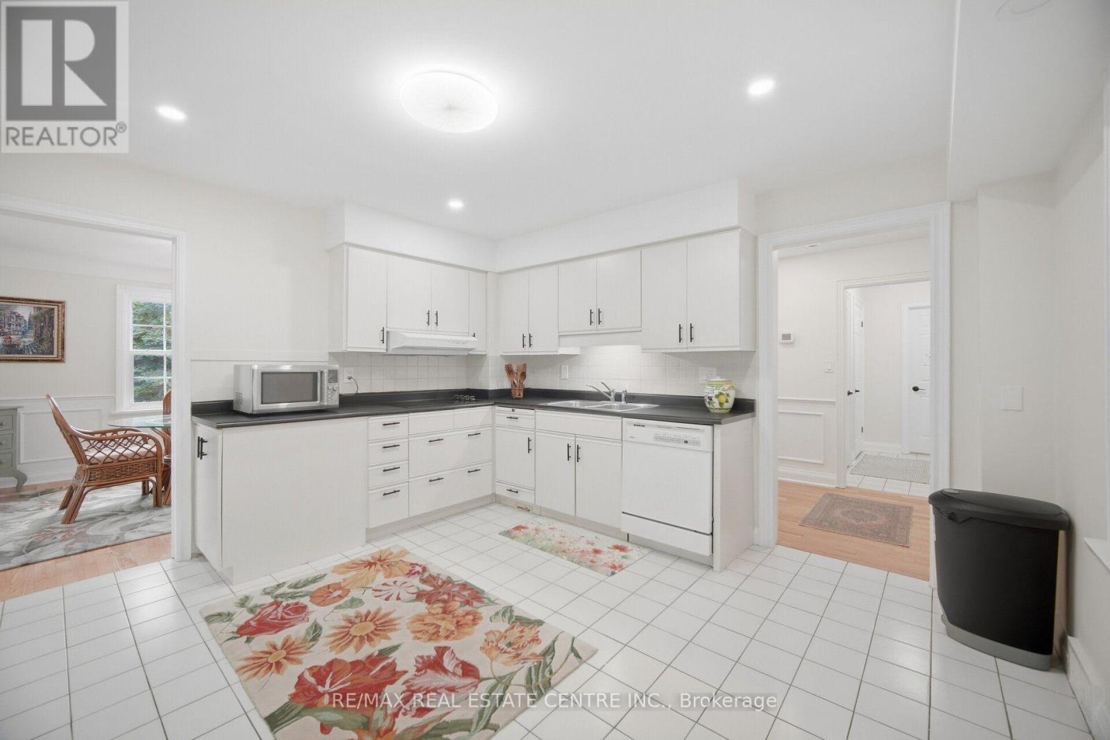 10245 Old Pine Crest Road Property Photo 12