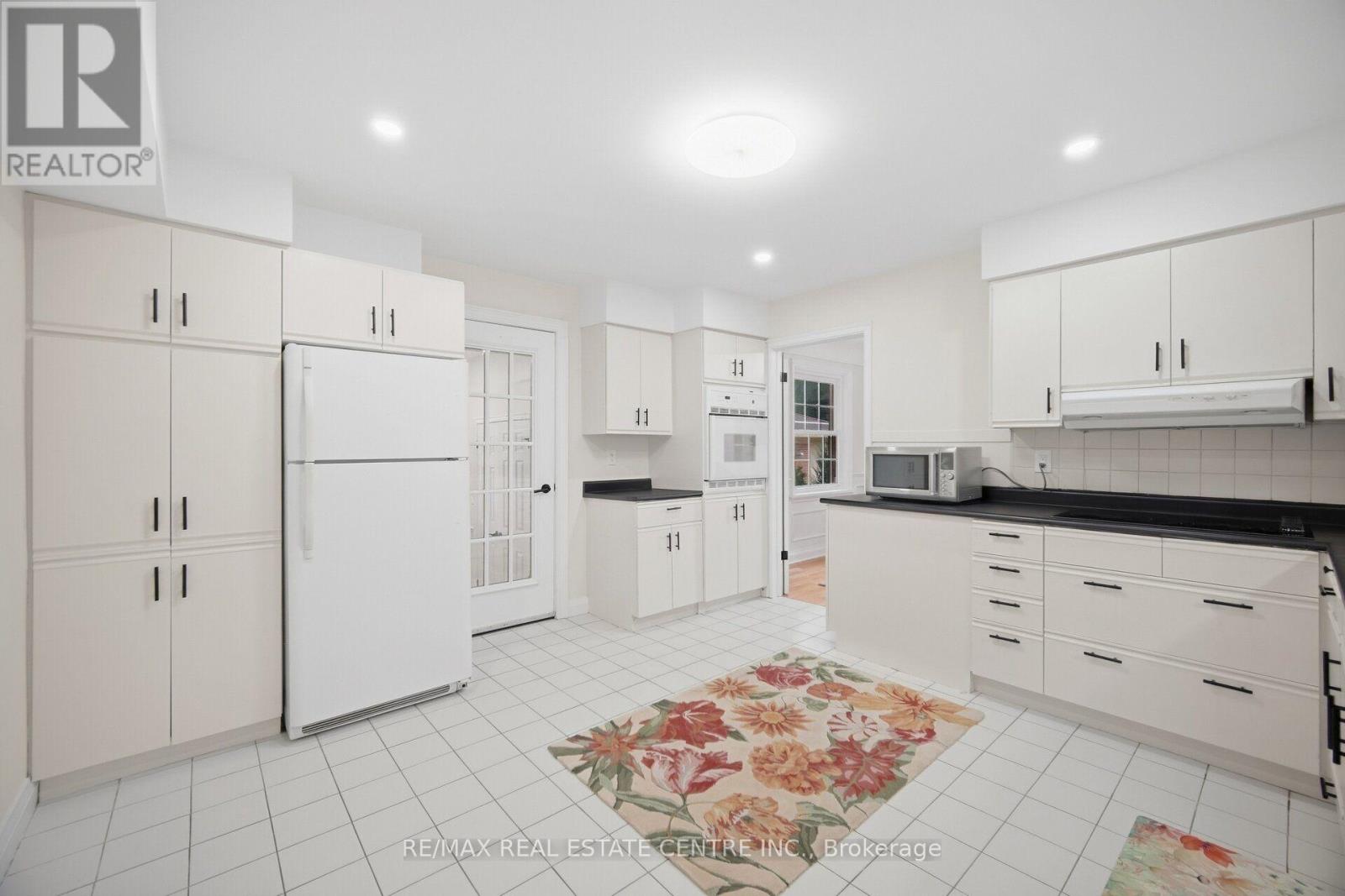 10245 Old Pine Crest Road Property Photo 13