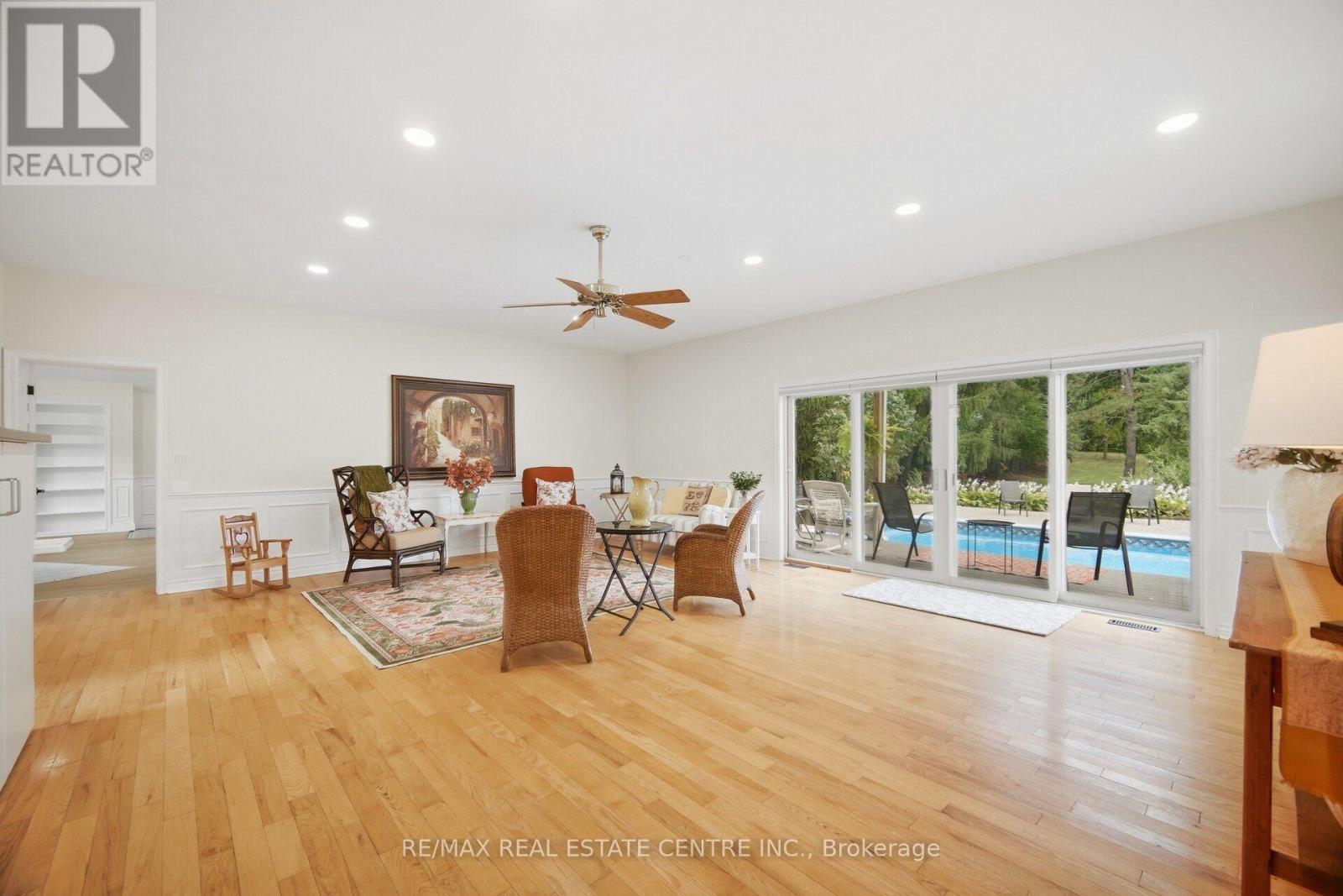 10245 Old Pine Crest Road Property Photo 14
