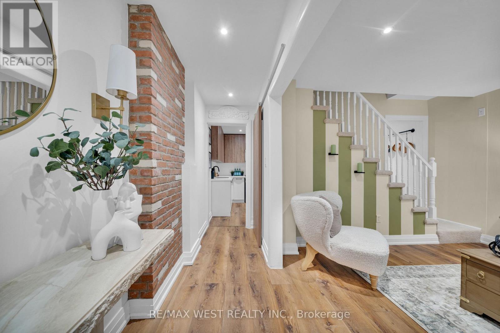 259 Sixth Street Property Photo 1