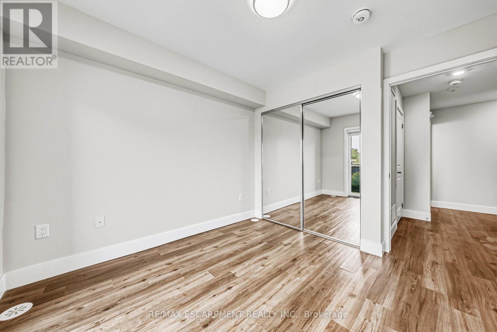 211 - 2061 Prospect Street Property Photo 15