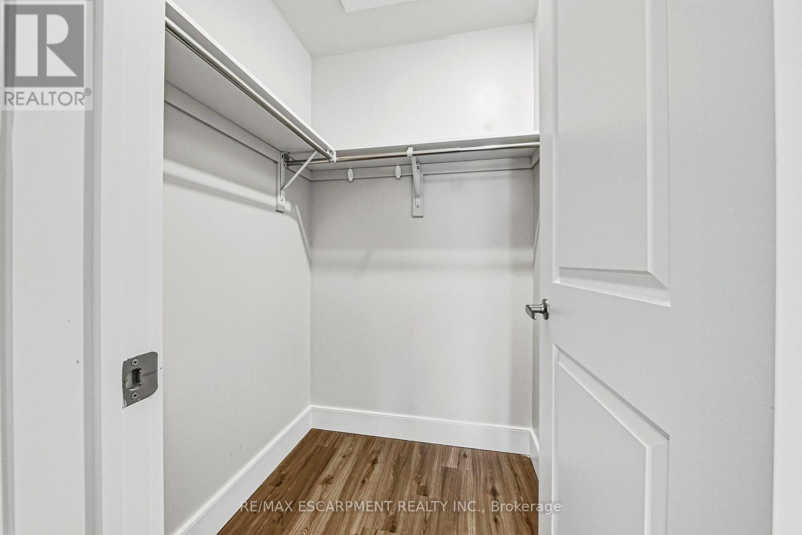 211 - 2061 Prospect Street Property Photo 19