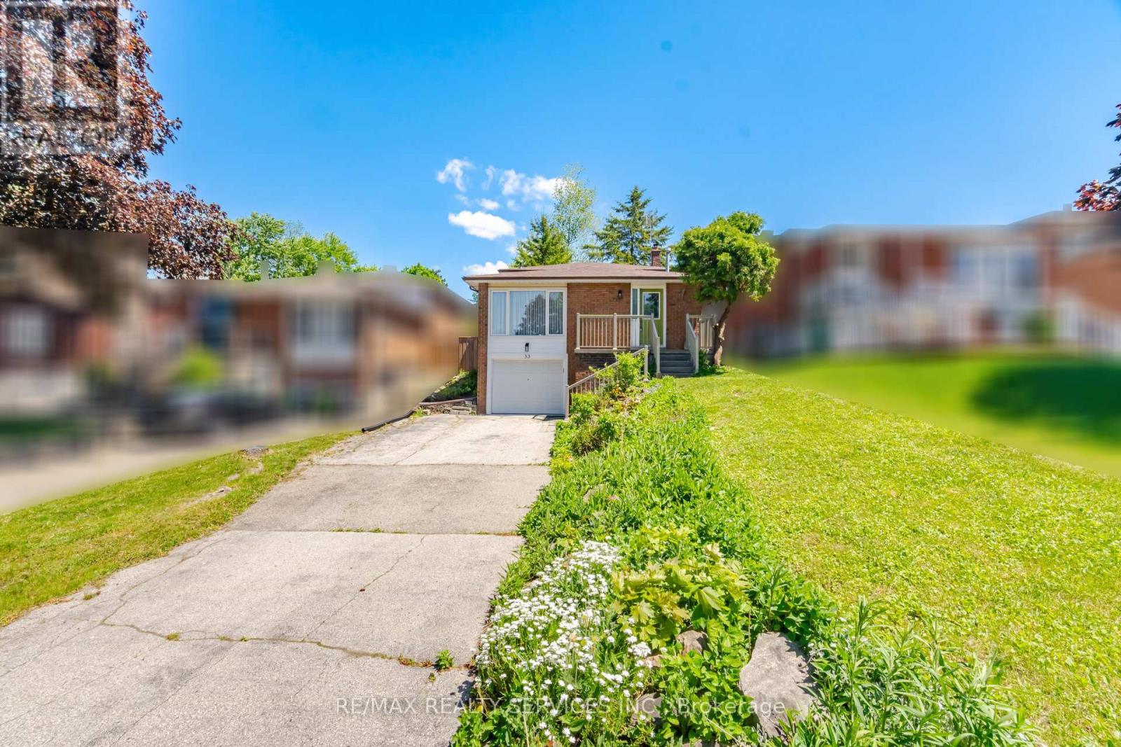 33 Hesp Drive Property Photo 2