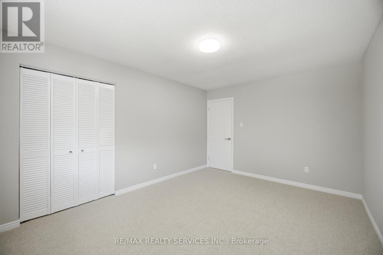 33 Hesp Drive Property Photo 25