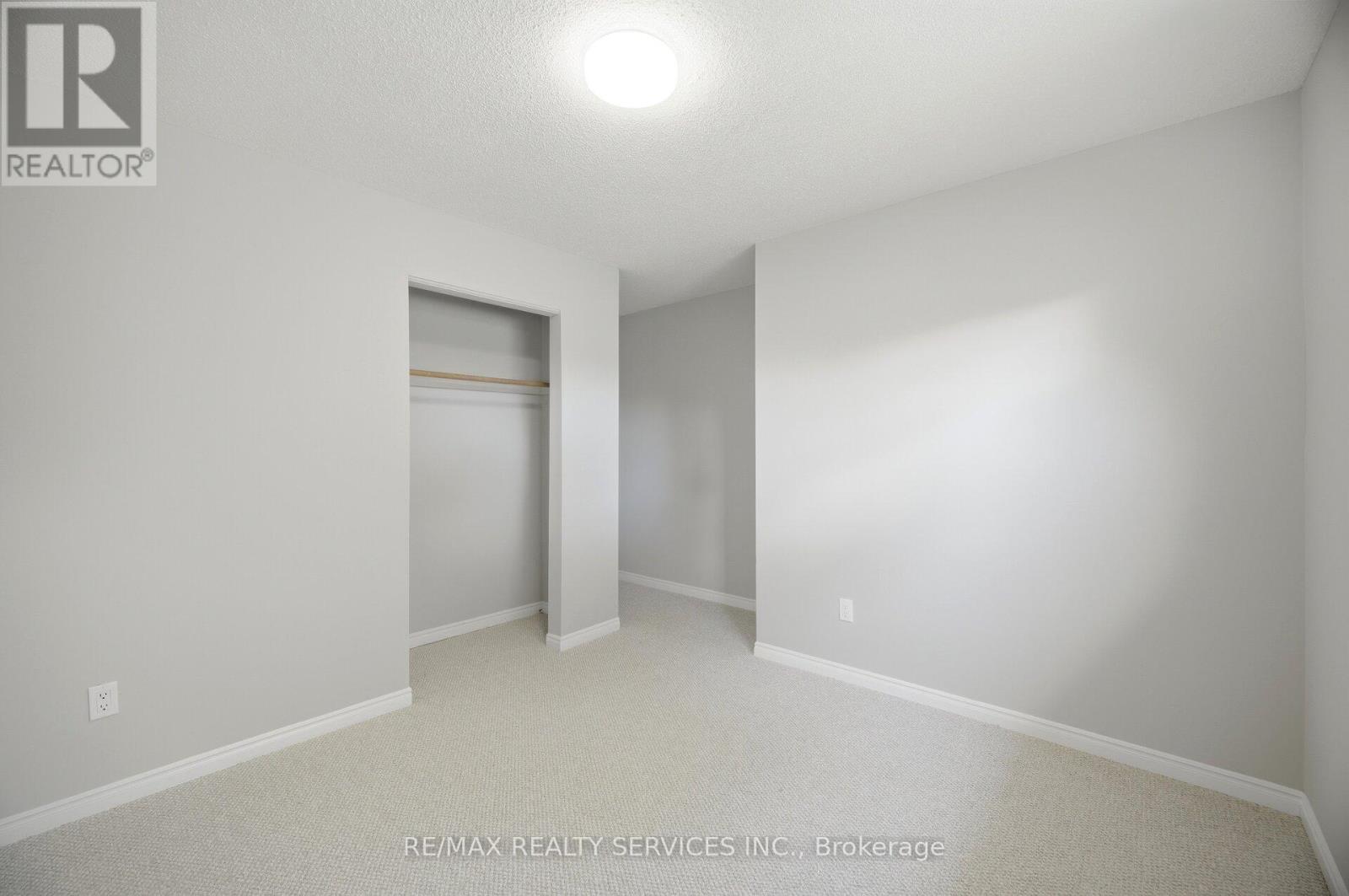 33 Hesp Drive Property Photo 27