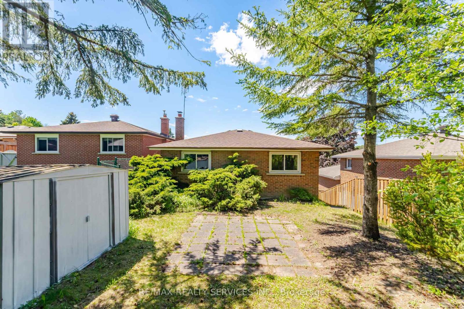 33 Hesp Drive Property Photo 37
