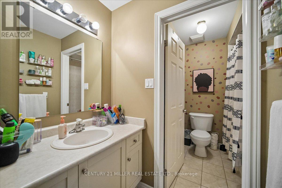 2400 Sequoia Way Property Photo 23