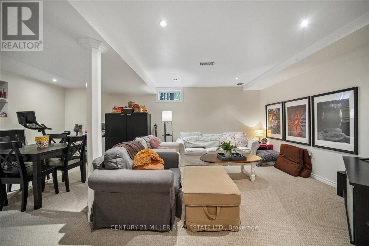 2400 Sequoia Way Property Photo 25
