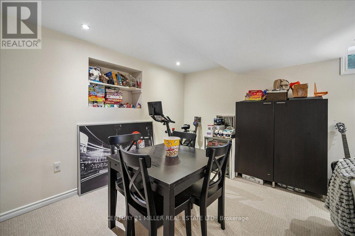 2400 Sequoia Way Property Photo 28