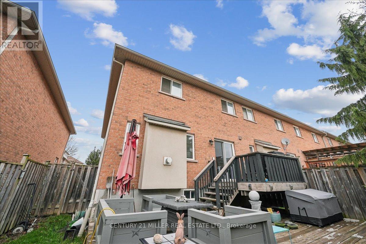 2400 Sequoia Way Property Photo 36