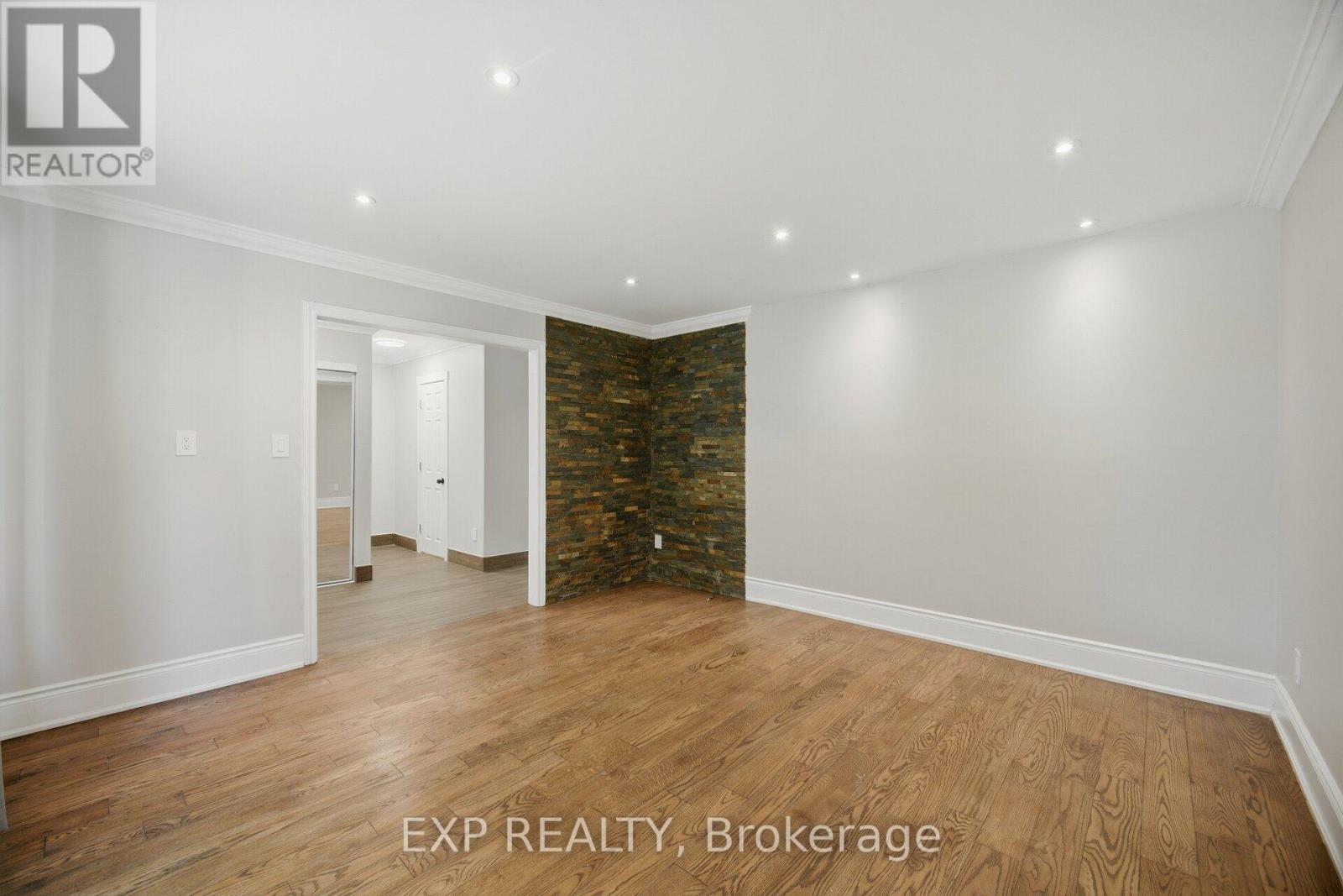 30 Herkley Drive Property Photo 9