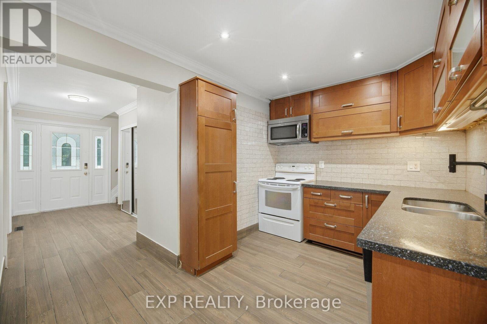 30 Herkley Drive Property Photo 10