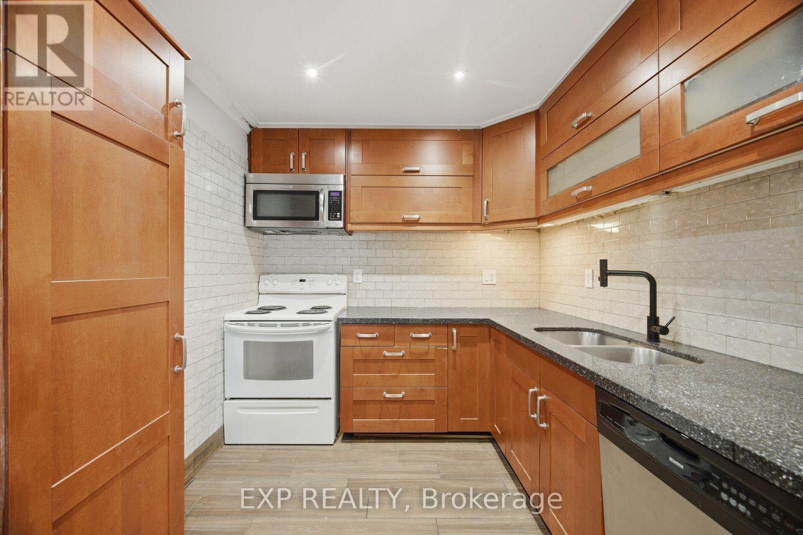 30 Herkley Drive Property Photo 11