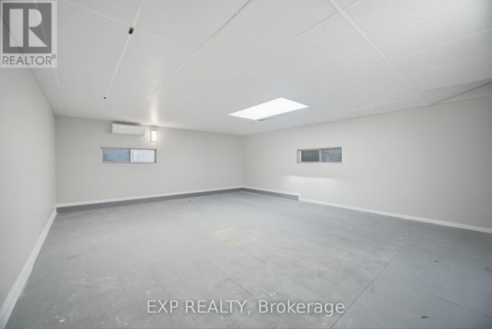 30 Herkley Drive Property Photo 15