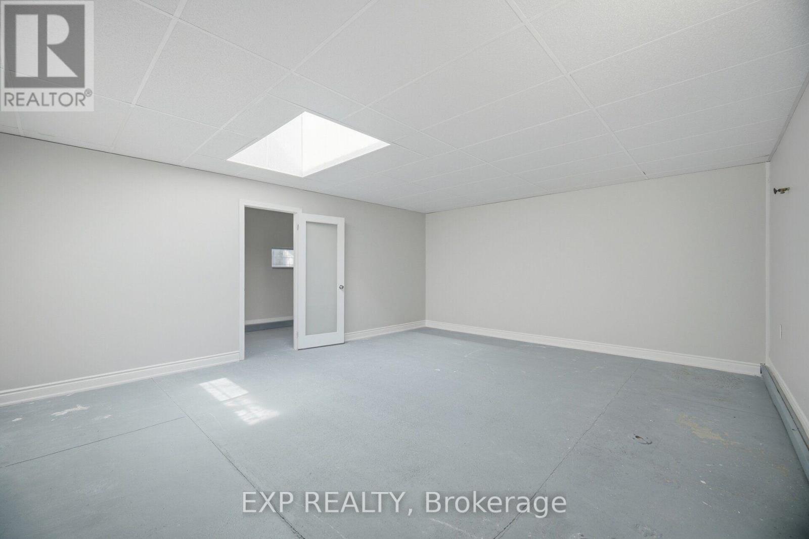 30 Herkley Drive Property Photo 29