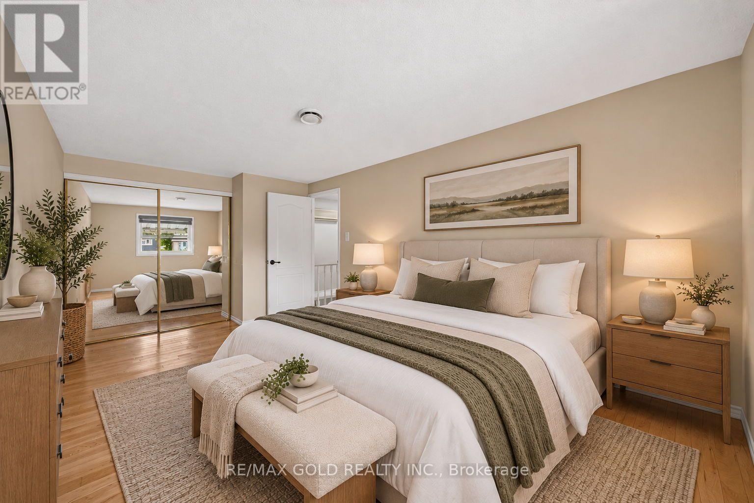 6 Jennifer Square Property Photo 23