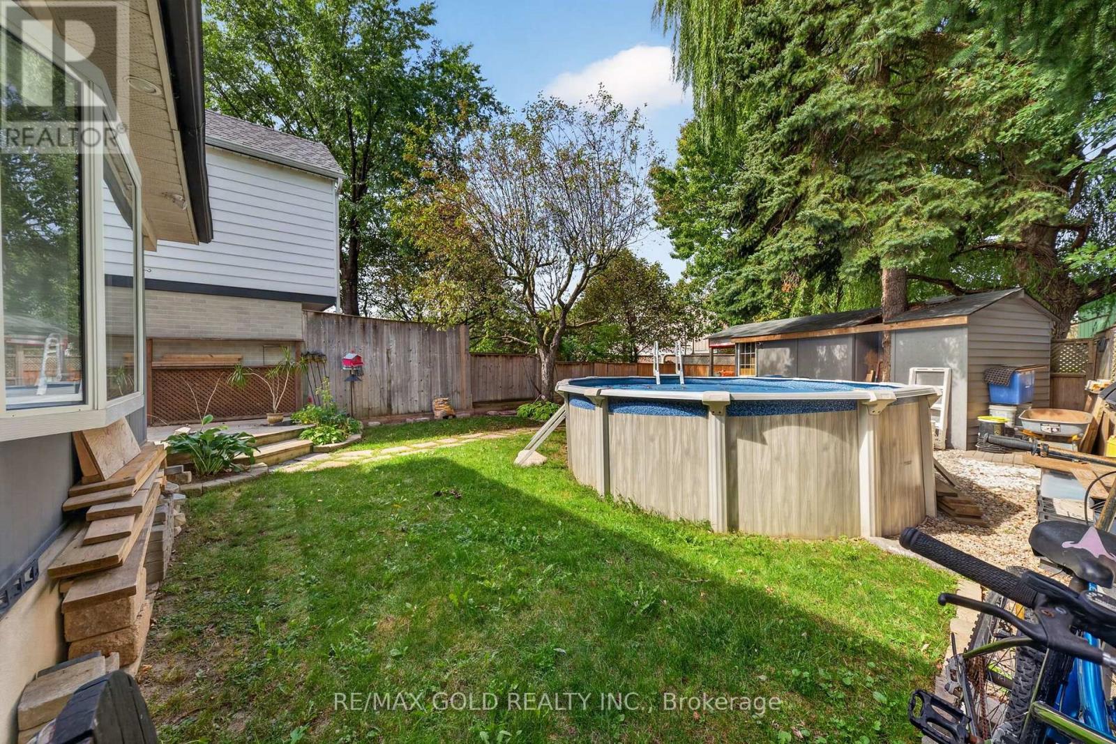 6 Jennifer Square Property Photo 36