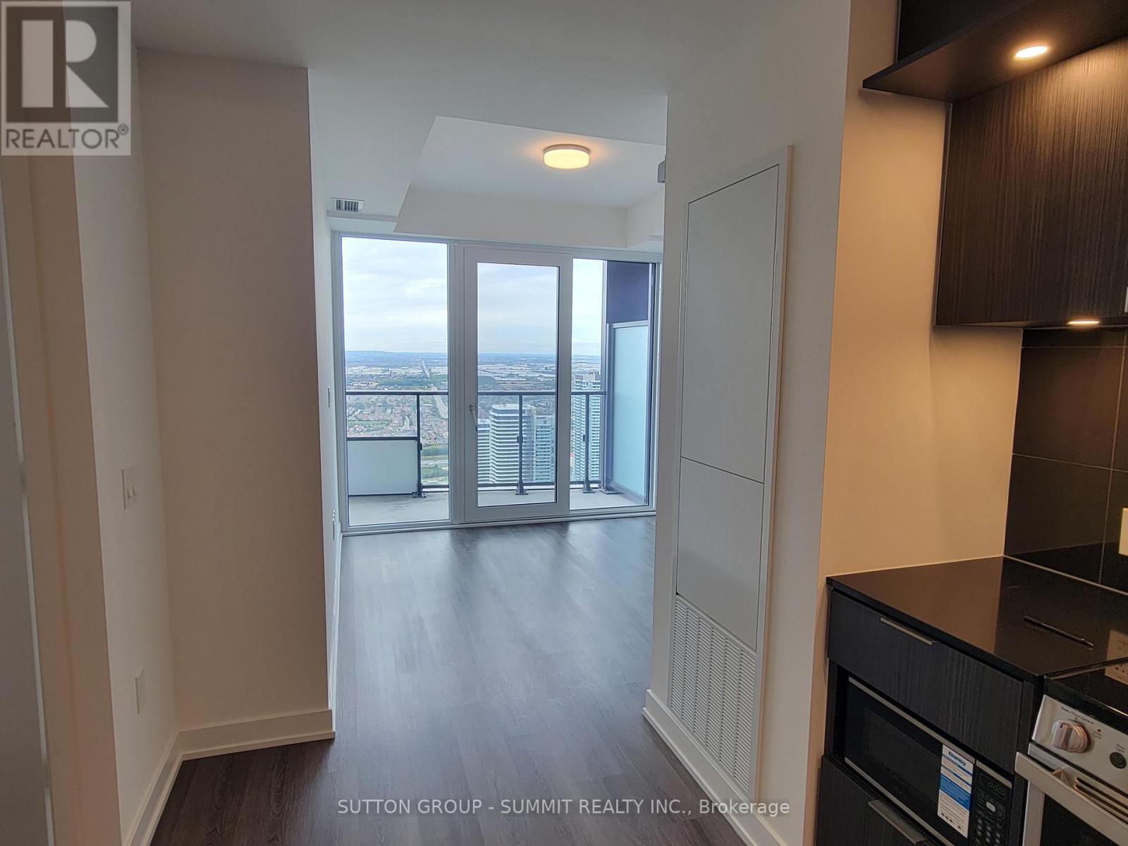 5903 - 448 Burnhamthorpe Road W Property Photo 17