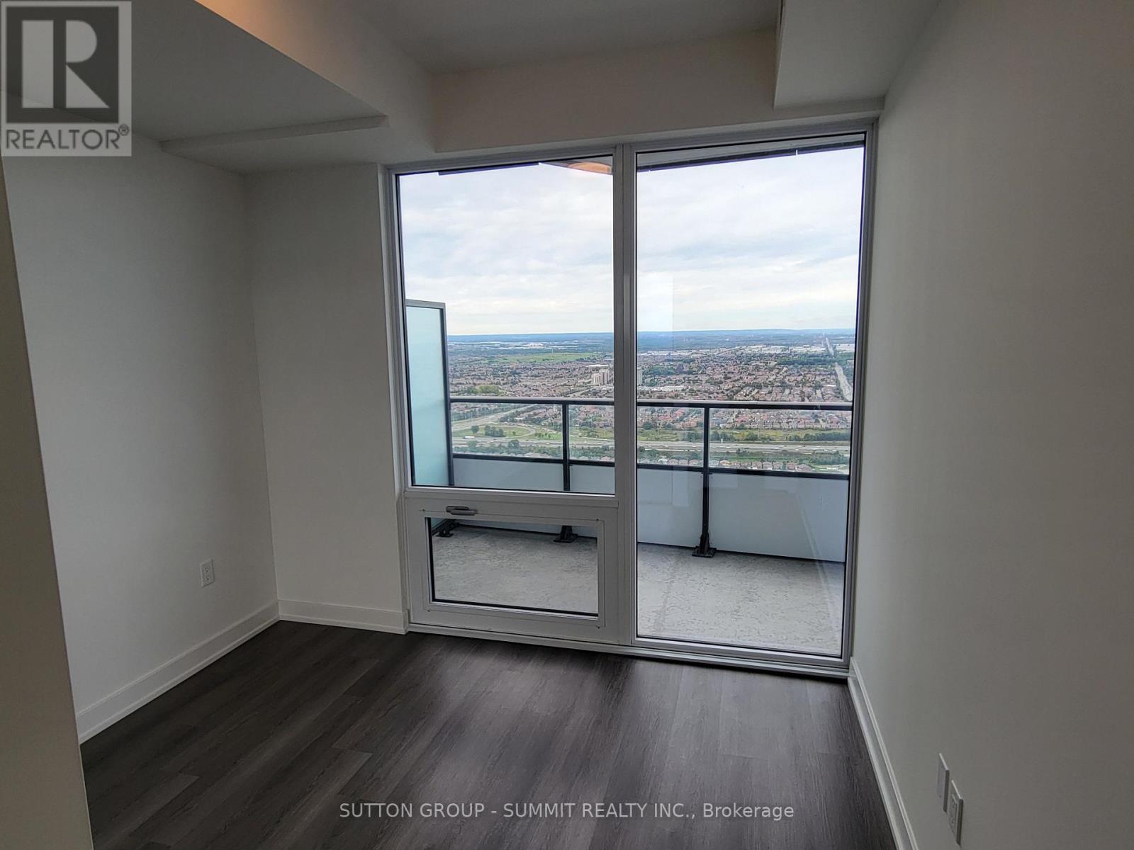 5903 - 448 Burnhamthorpe Road W Property Photo 21