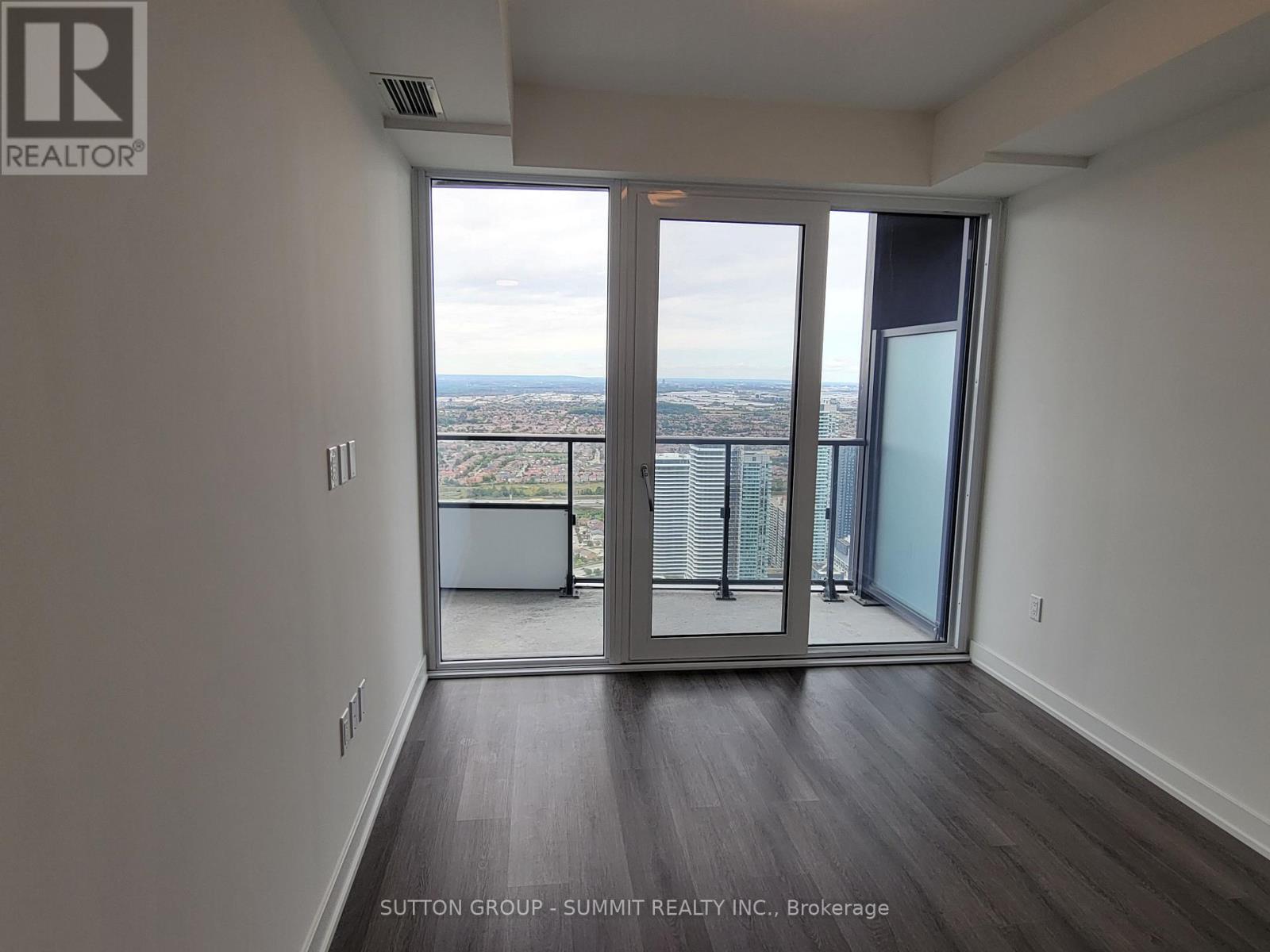 5903 - 448 Burnhamthorpe Road W Property Photo 22