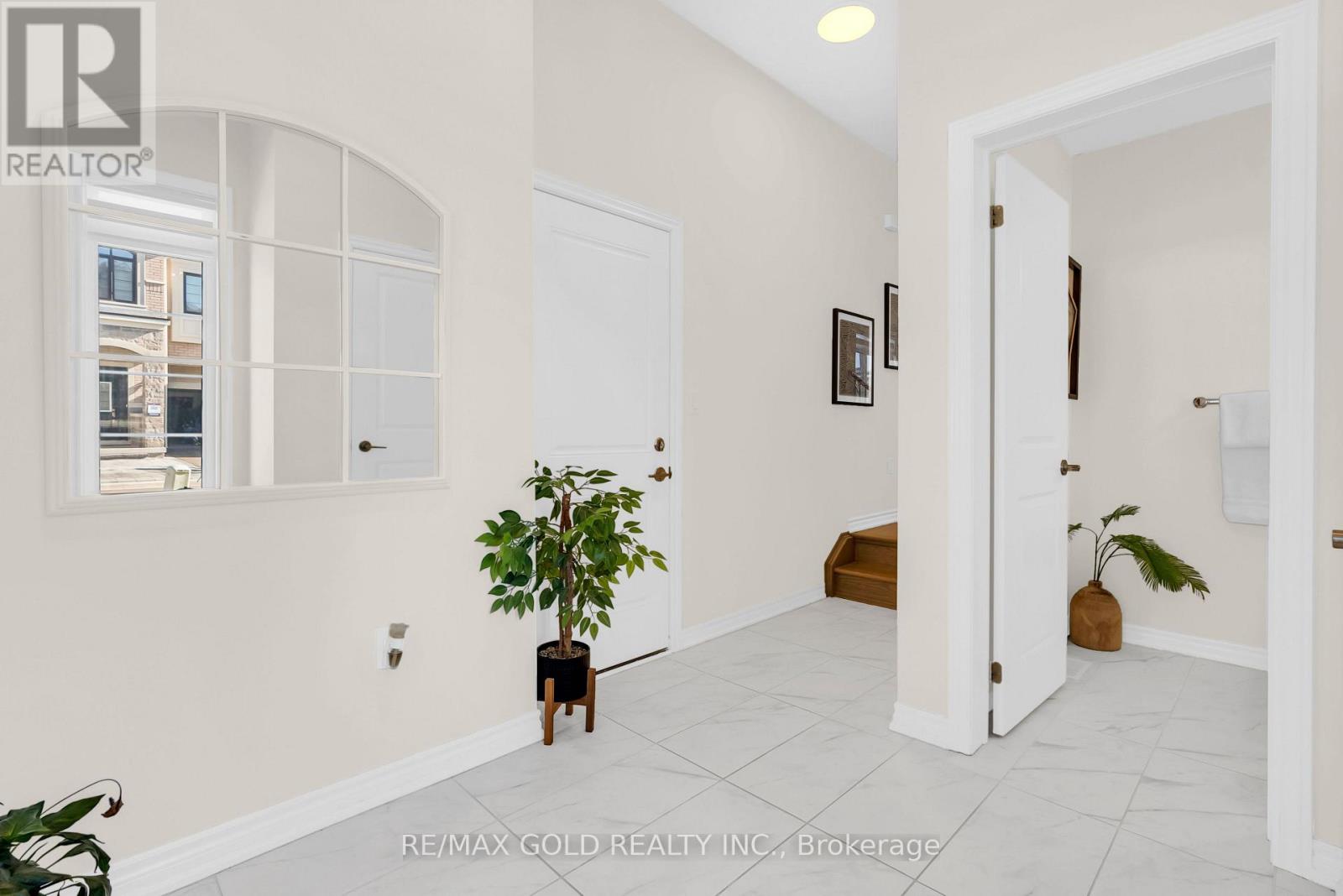 472 Celandine Terrace Property Photo 5