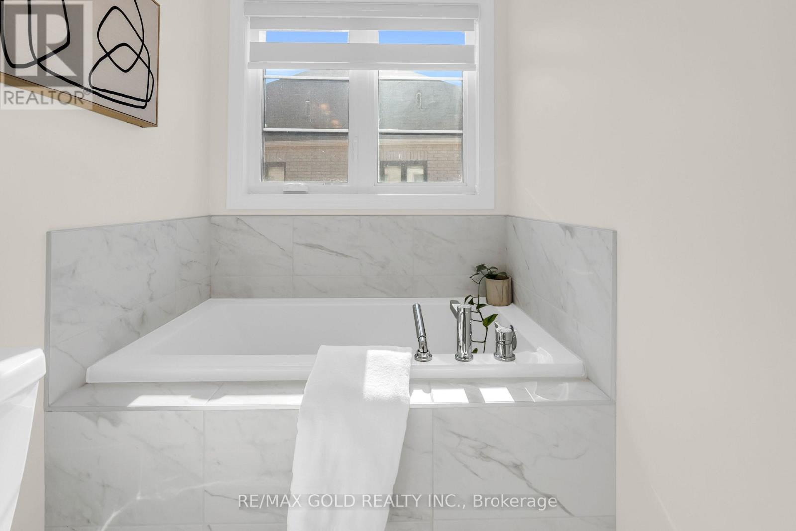 472 Celandine Terrace Property Photo 26