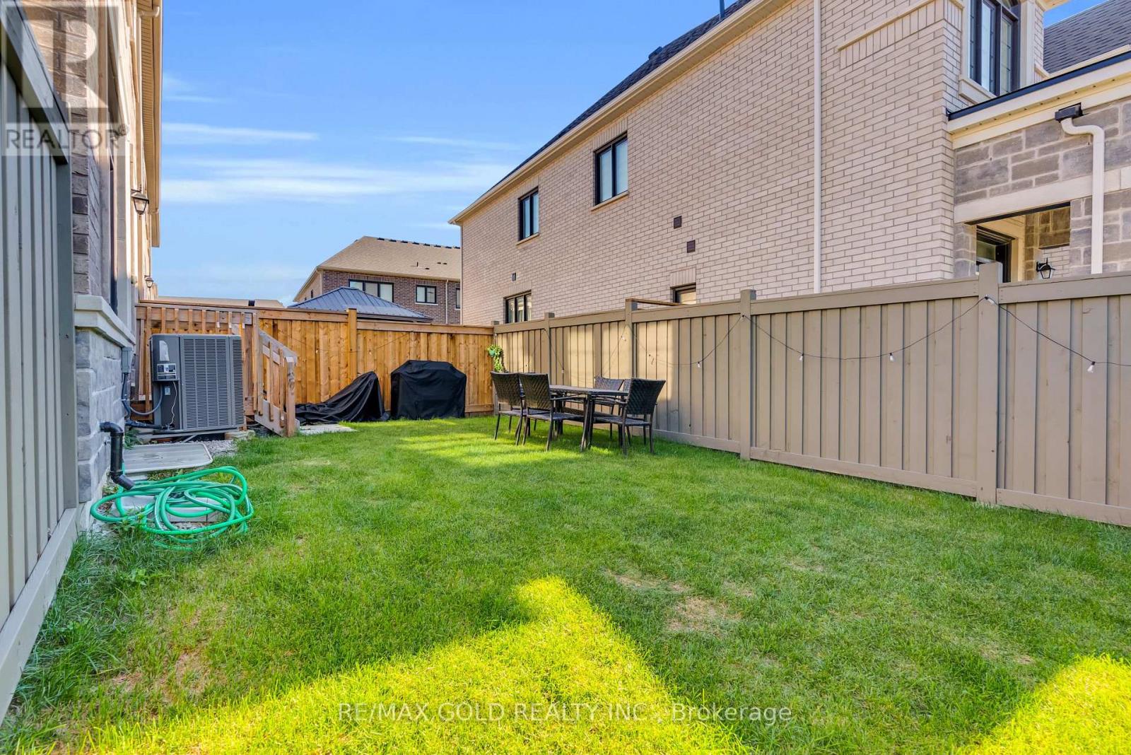 472 Celandine Terrace Property Photo 35