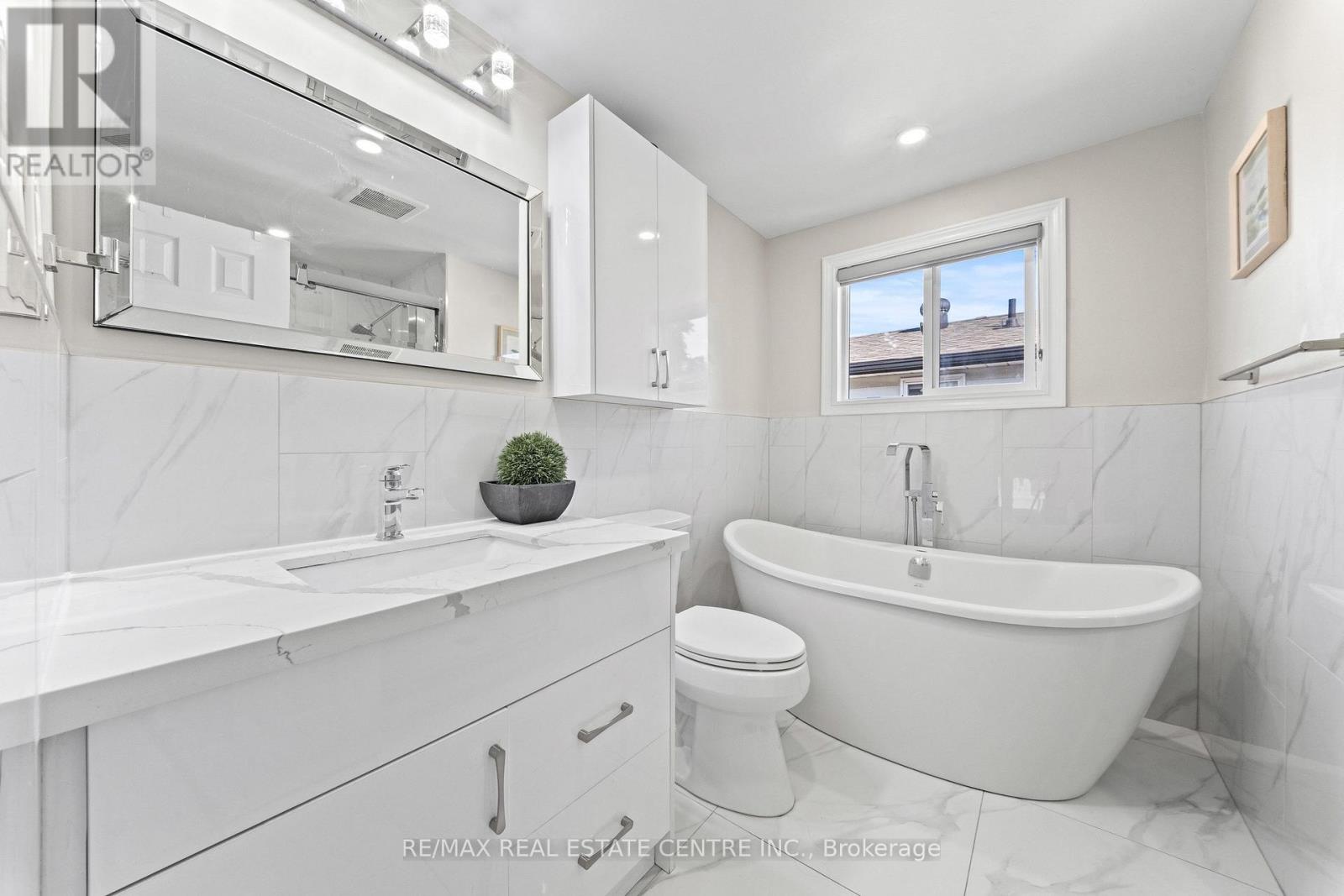 27 Jefferson Road Property Photo 25