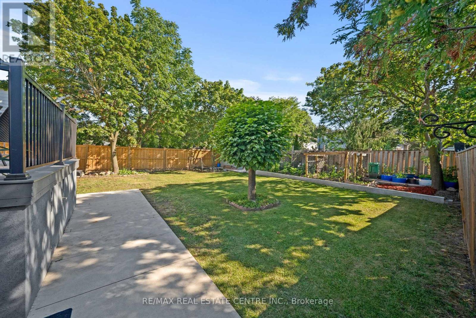 27 Jefferson Road Property Photo 40