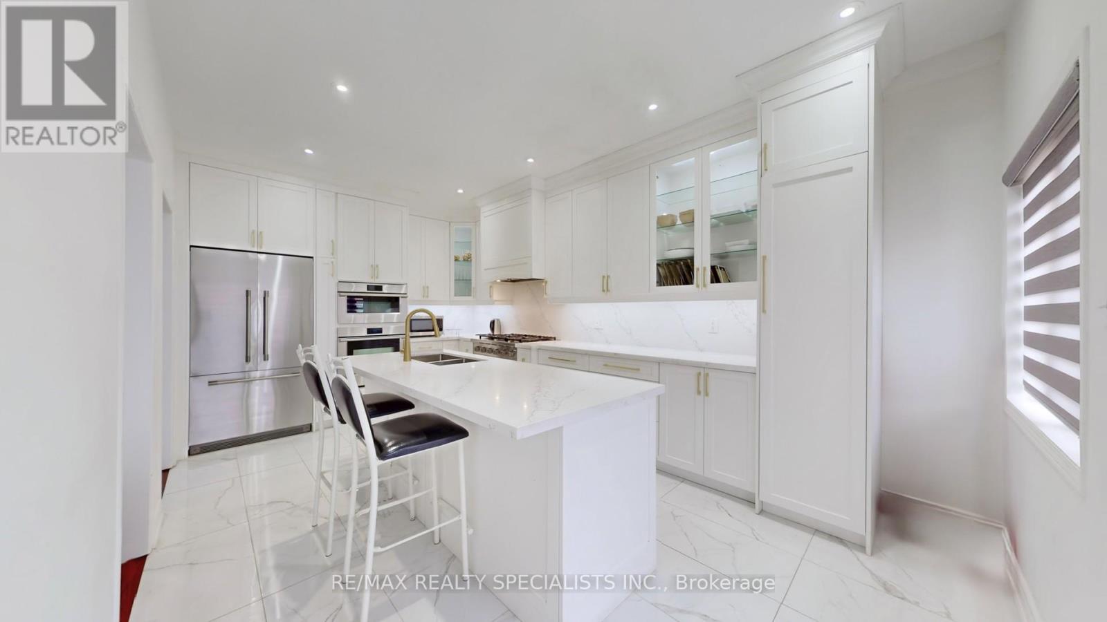 13 Ledgerock Road Property Photo 8