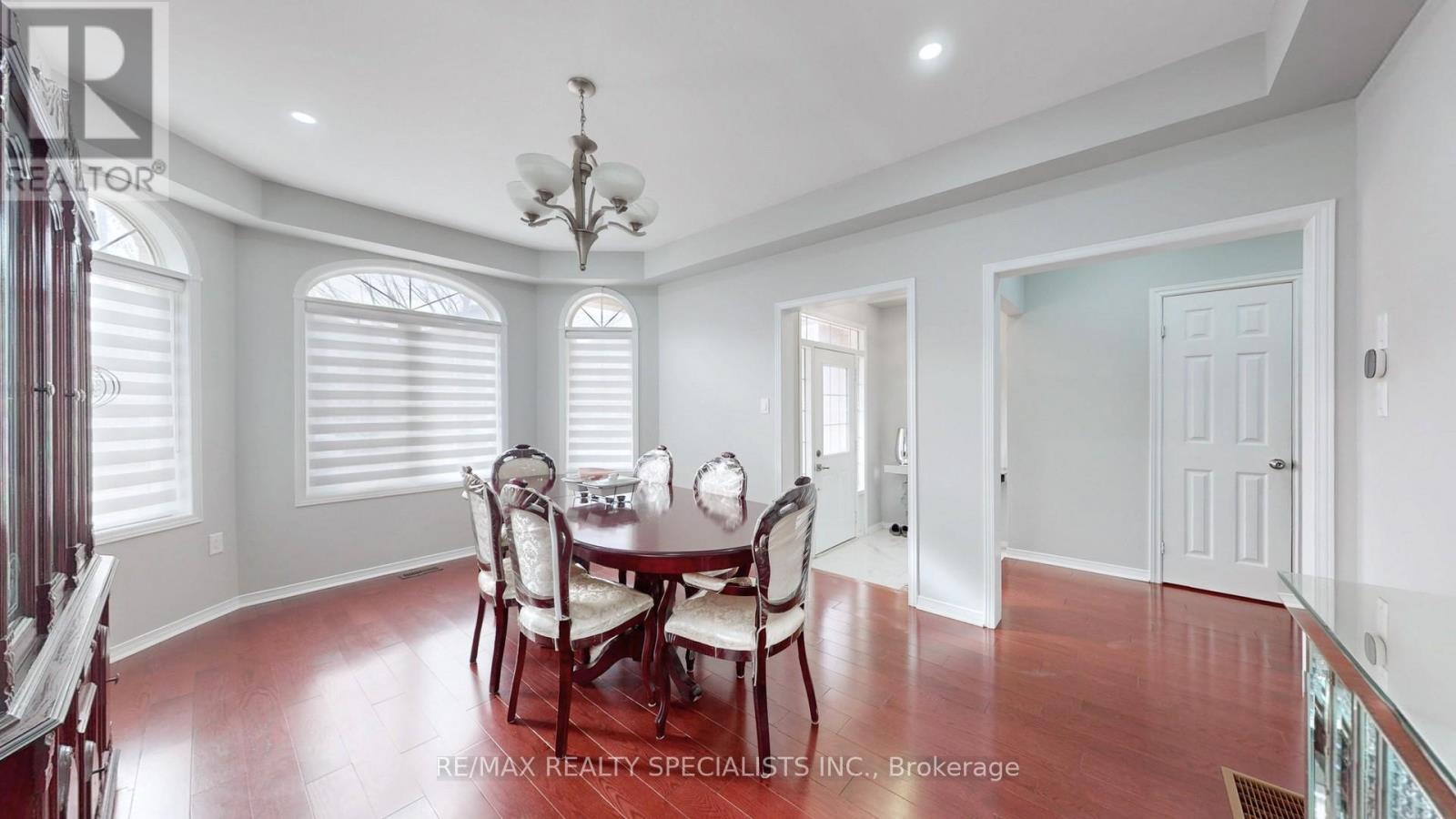 13 Ledgerock Road Property Photo 17
