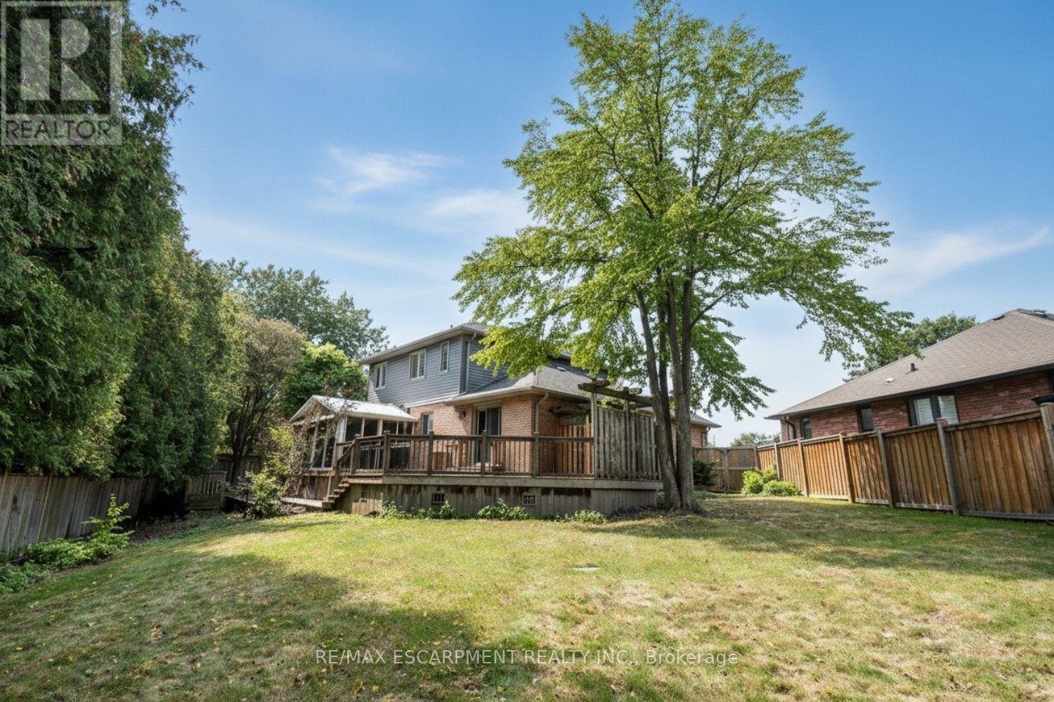 715 Bateman Court Property Photo 41
