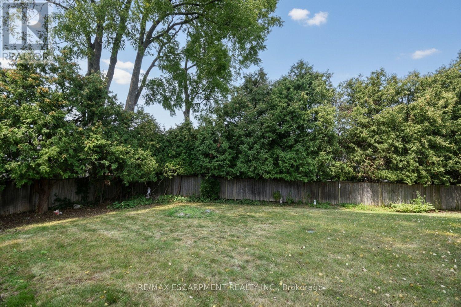 715 Bateman Court Property Photo 46